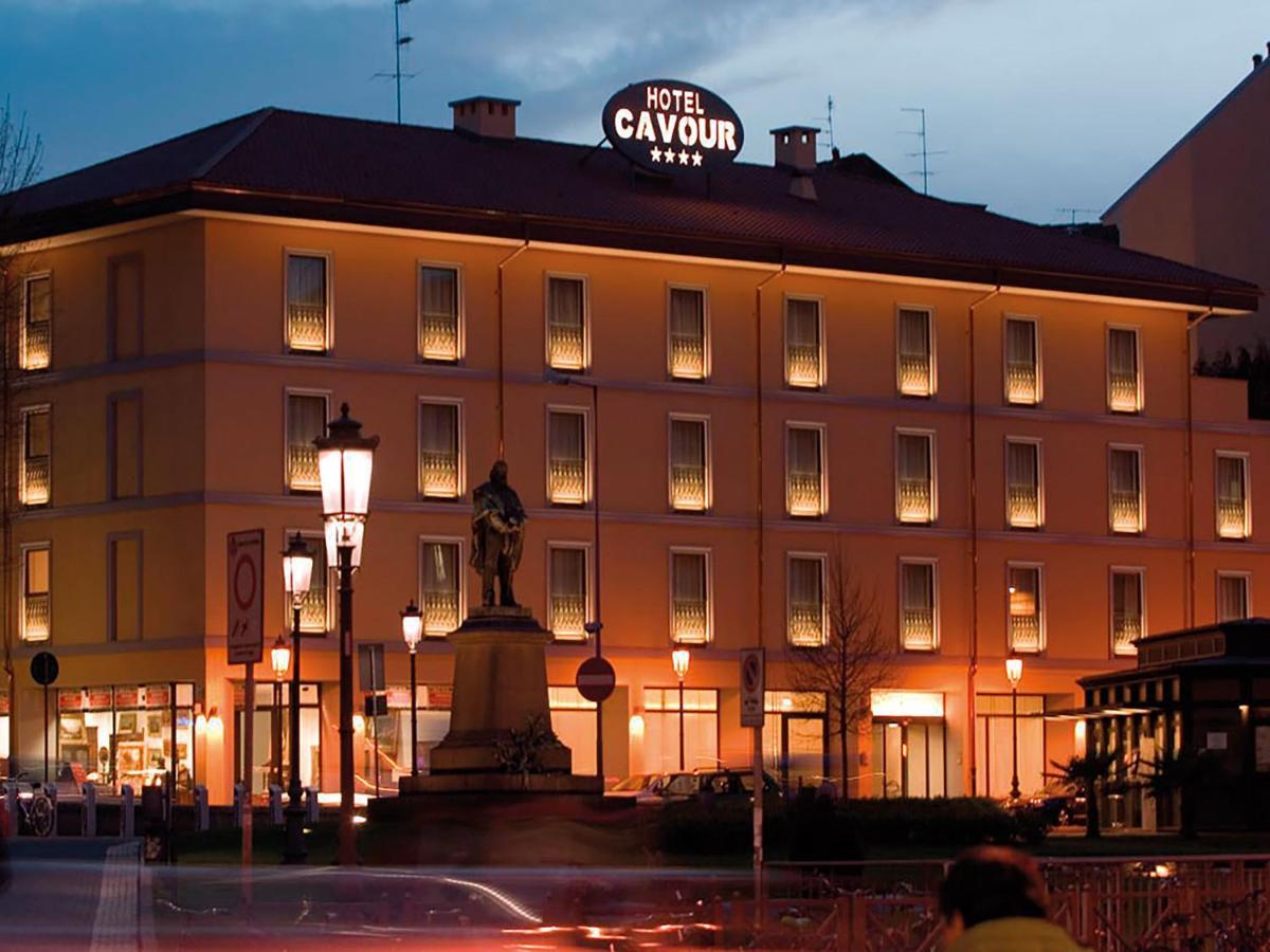 Hotel Cavour By Lvg Hotel Collection Novara Exterior photo